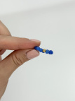Elastische ring van blauwe jade met bolletje van verguld 925 zilver, geregen aan draad van 0,4 mm, handgemaakt – foto 2