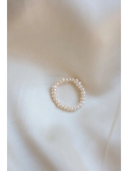 Elastyczny pierścionek z pereł naturalnych | Upiększaj