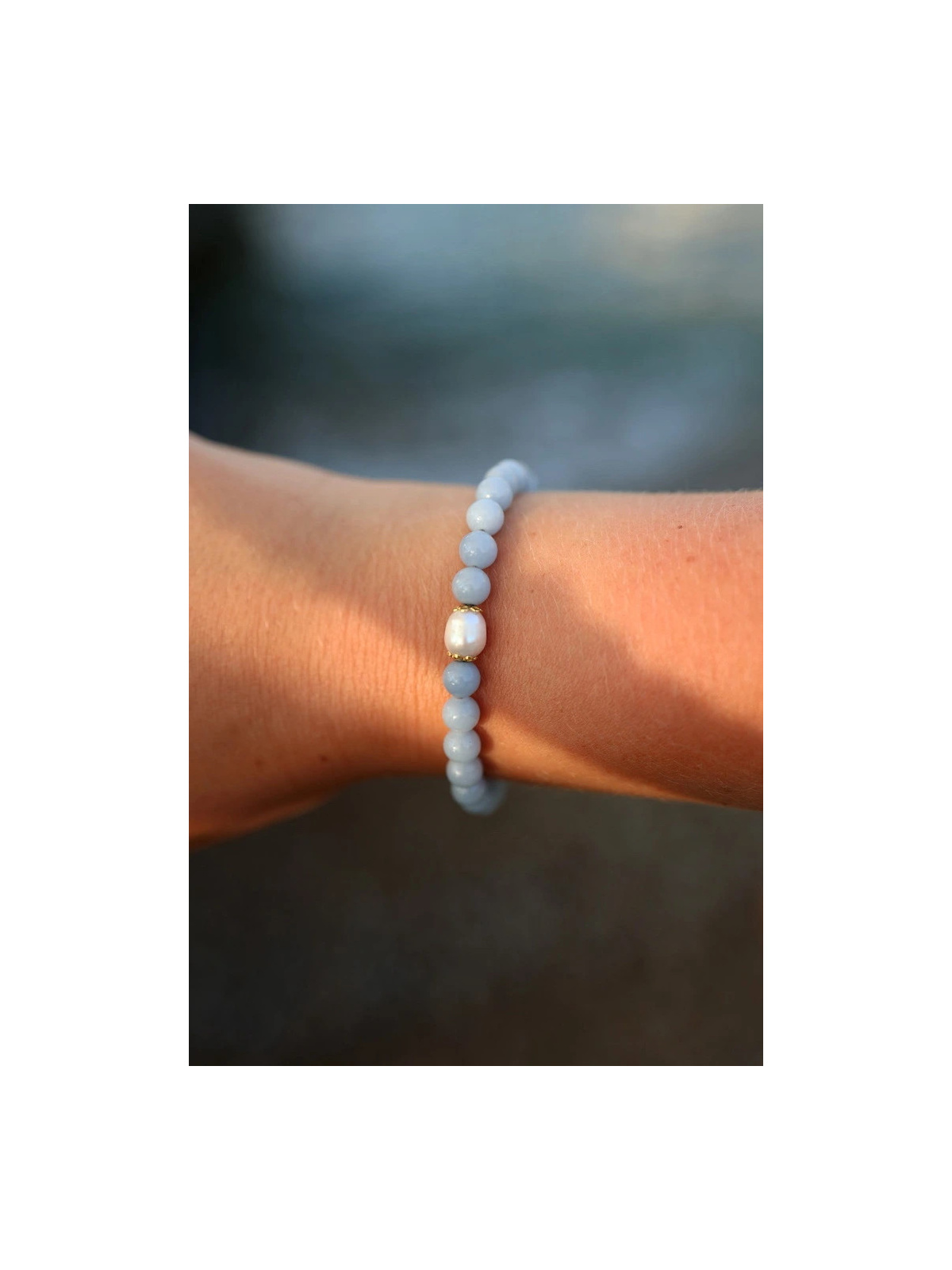 Adjustable angelite and freshwater pearl bracelet with stainless steel and gold-plated elements, handmade – photo 2