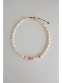 Naszyjnik z pereł z różowym akcentem | Upiększaj