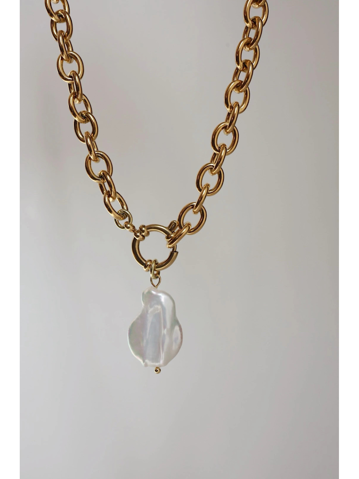 Gold surgical steel chain necklace with a detachable cultured pearl pendant and elements, handmade