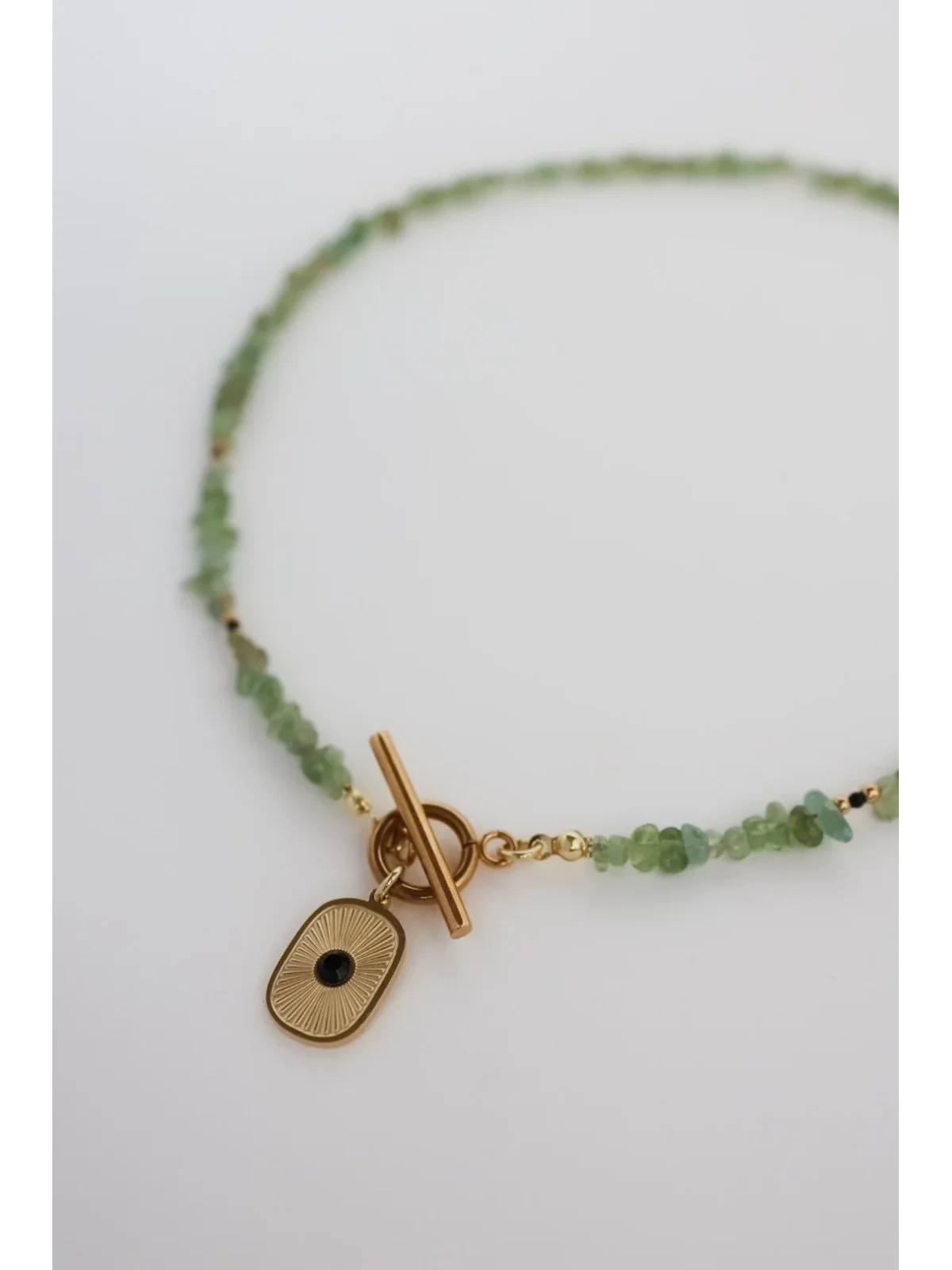 Zielony naszyjnik z apatytu i czarnego turmalinu | Upiększaj