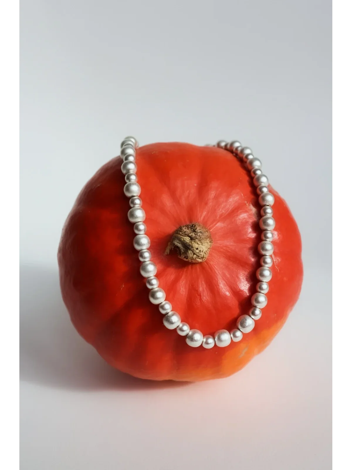 Satynowy naszyjnik ze srebrnego hematytu | Upiększaj