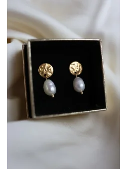 Kolczyki z naturalnymi perłami ze stali chirurgicznej |  Upiększaj