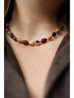 Jesienny naszyjnik z kamieni mokaitu | Upiększaj