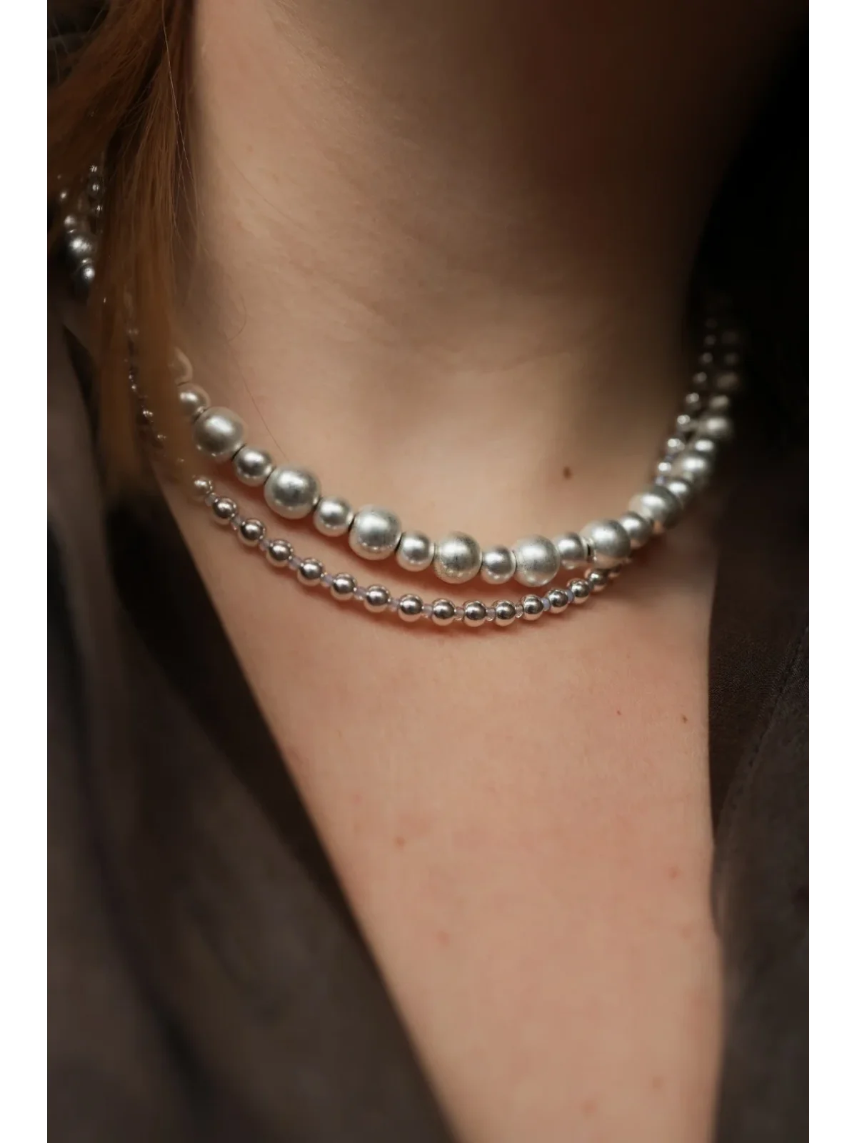 Srebrny naszyjnik z hematytu i opalu | Upiększaj