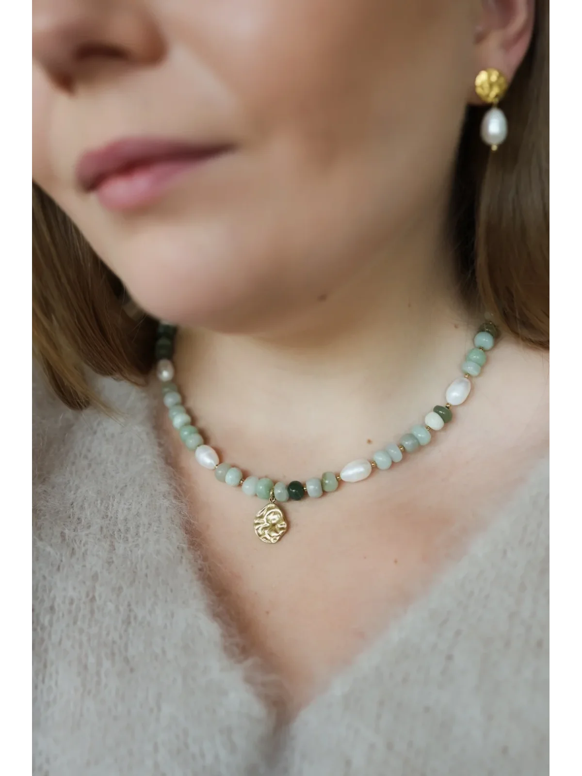 Zielony naszyjnik z akwamarynu i pereł naturalnych | Upiększaj