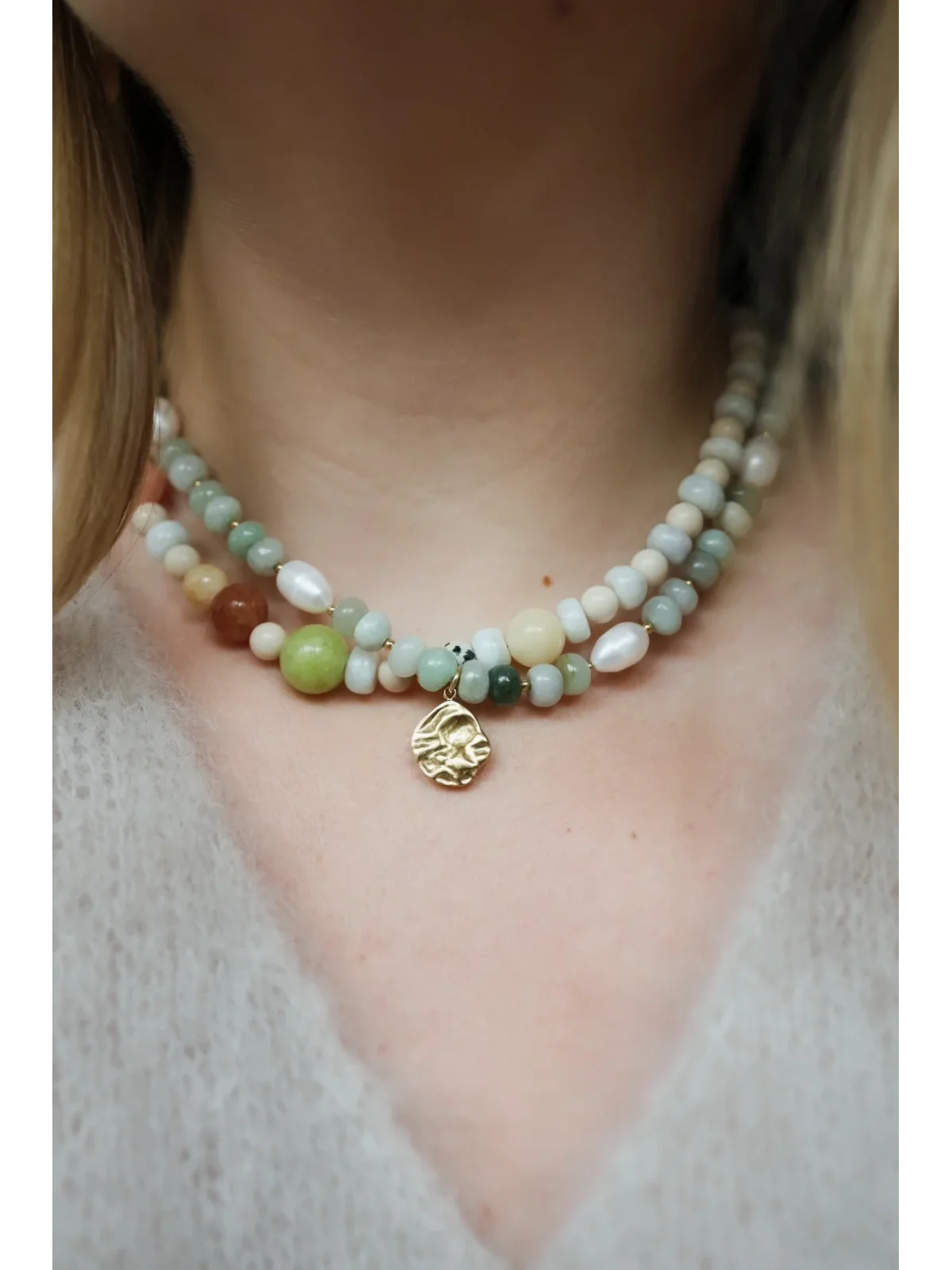 Zielony naszyjnik z akwamarynu i pereł naturalnych | Upiększaj