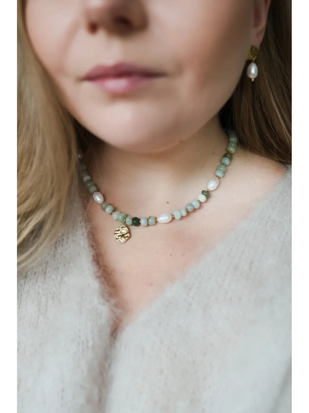 Zielony naszyjnik z akwamarynu i pereł naturalnych | Upiększaj