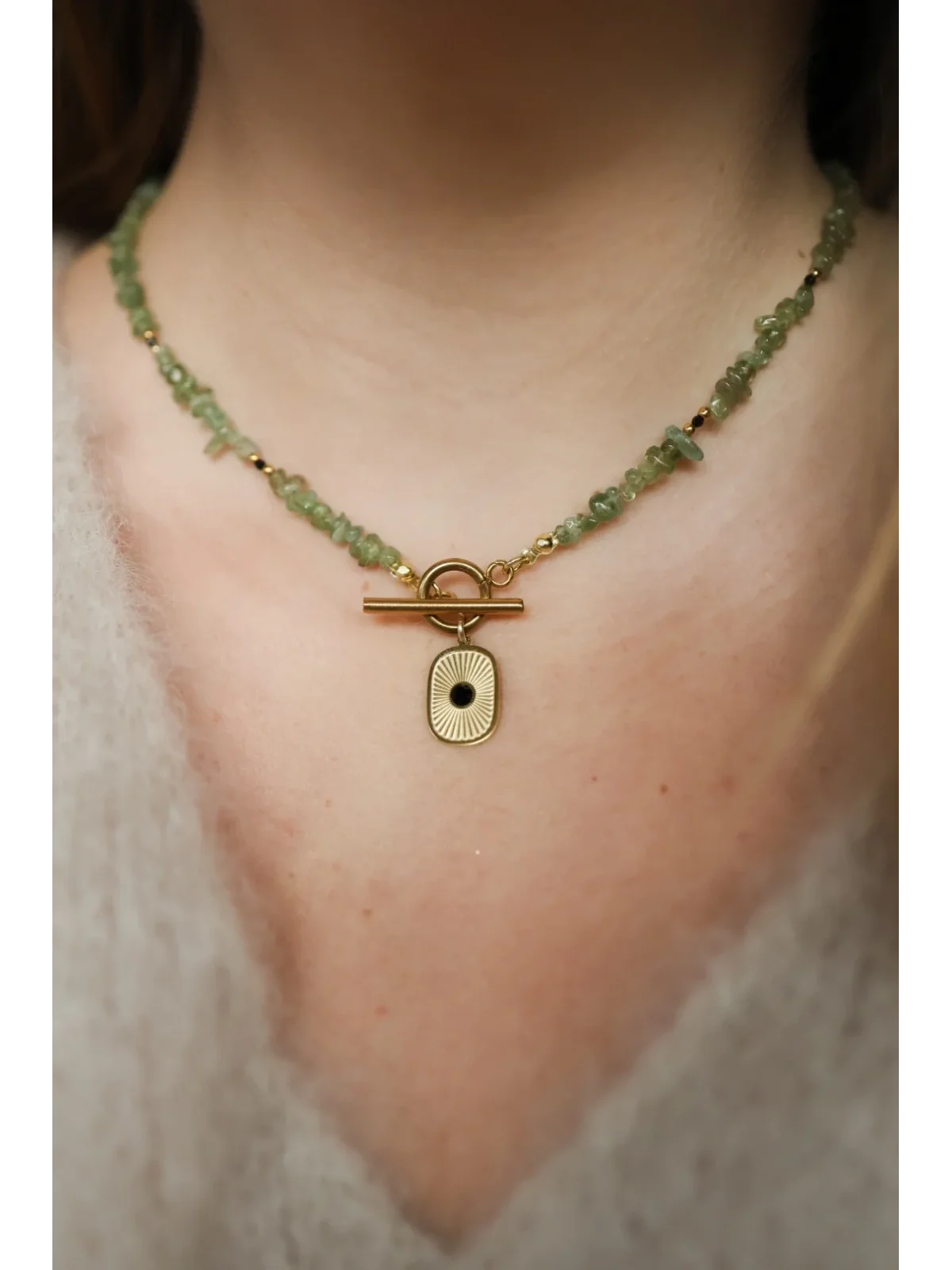 Zielony naszyjnik z apatytu i czarnego turmalinu | Upiększaj