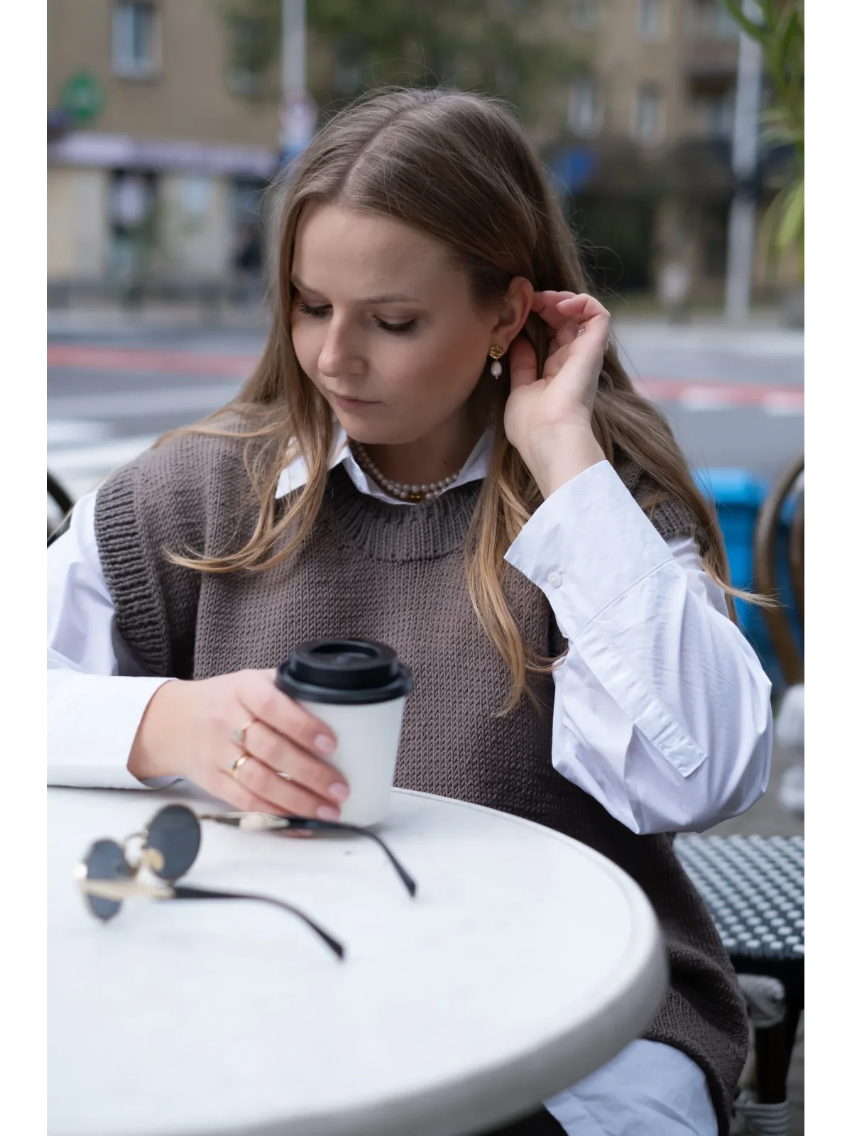 Kolczyki z naturalnymi perłami ze stali chirurgicznej |  Upiększaj