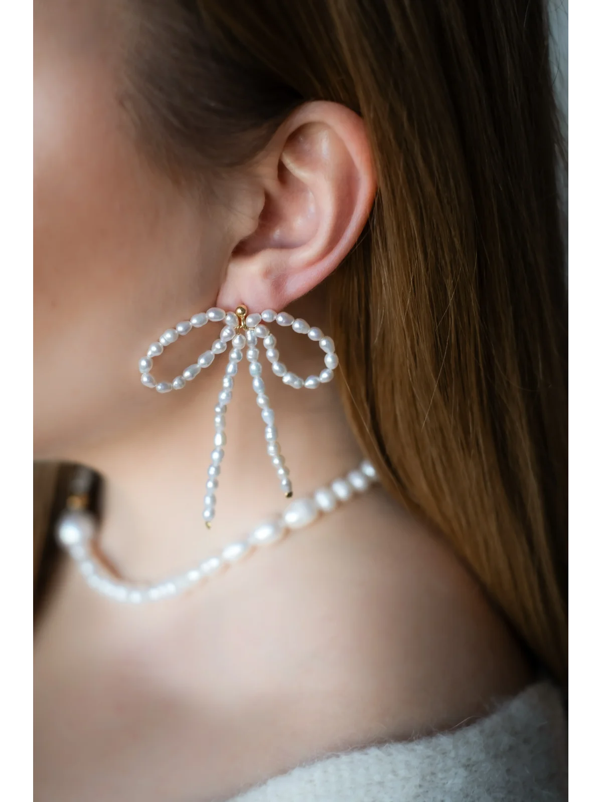 Kolczyki kokardy z pereł naturalnych | Upiększaj