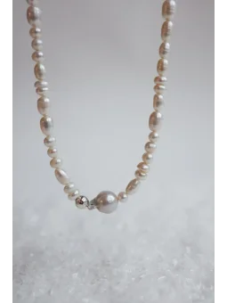 Naszyjnik z pereł z perłą barokową i srebrną kulką | Upiększaj