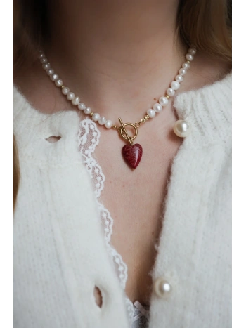 Naszyjnik z pereł naturalnych z zawieszką w kształcie serca z czerwonego jaspisu | Upiększaj