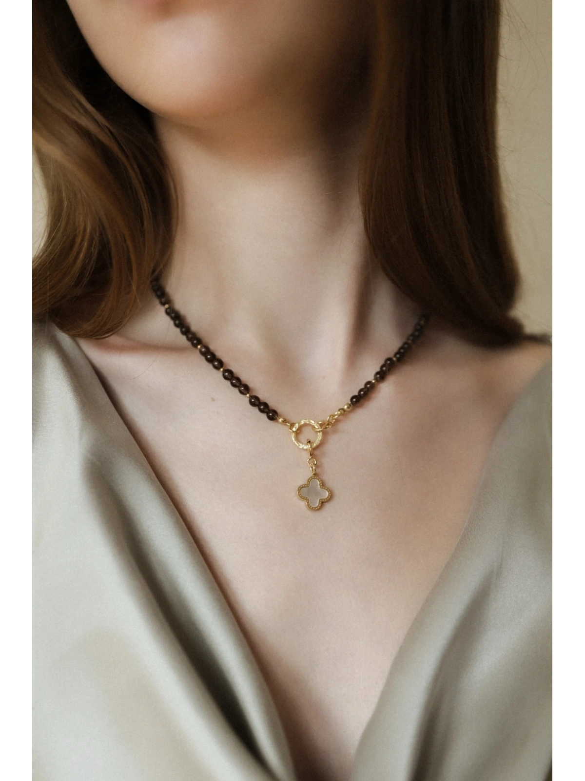 Handmade modular smoky quartz necklace with a detachable mother-of-pearl clover pendant – photo 4