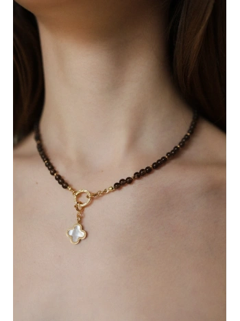 Naszyjnik z kwarcu dymnego z odpinaną zawieszką koniczyną | Upiększaj