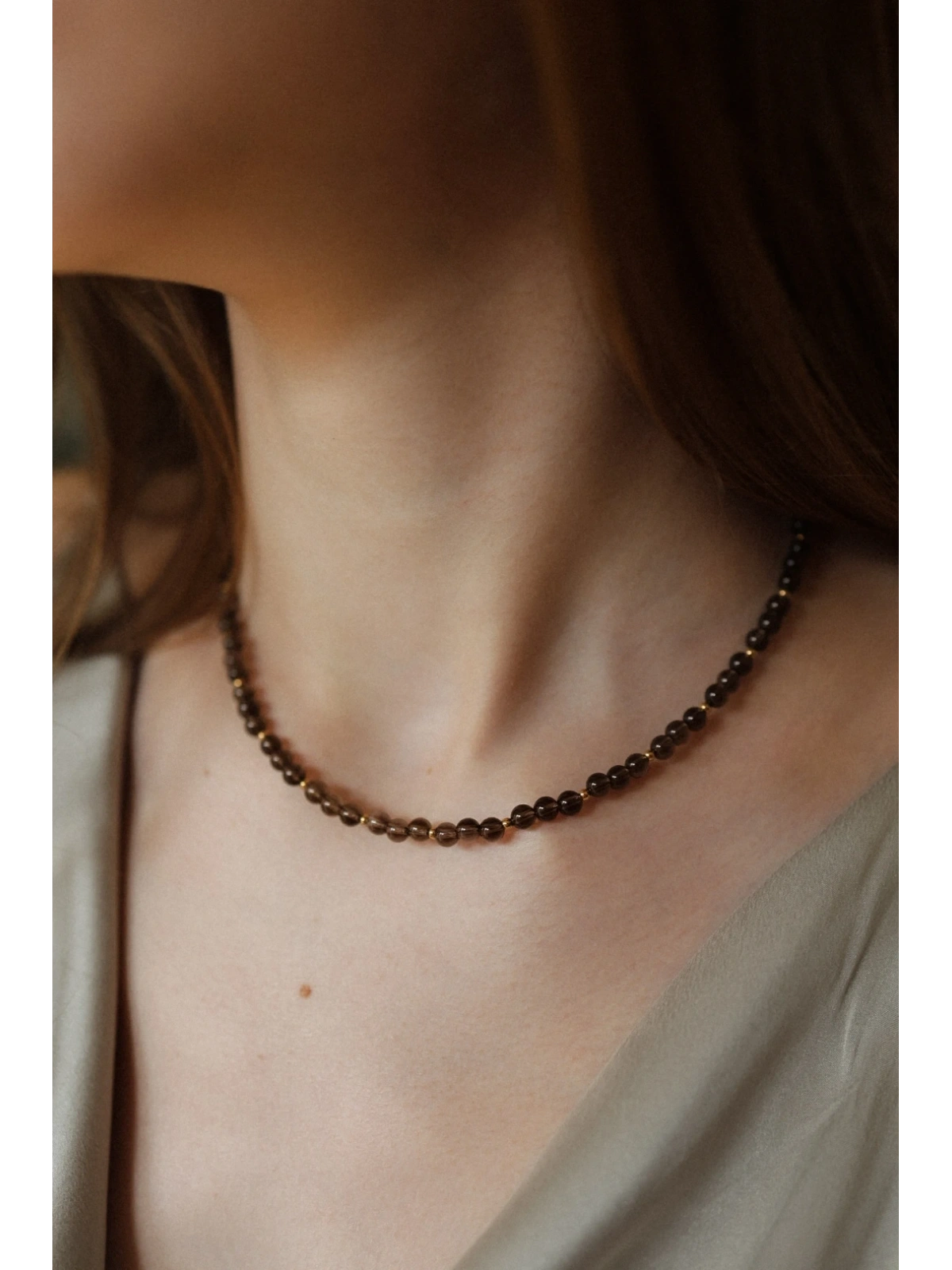 Naszyjnik z kwarcu dymnego z odpinaną zawieszką koniczyną | Upiększaj