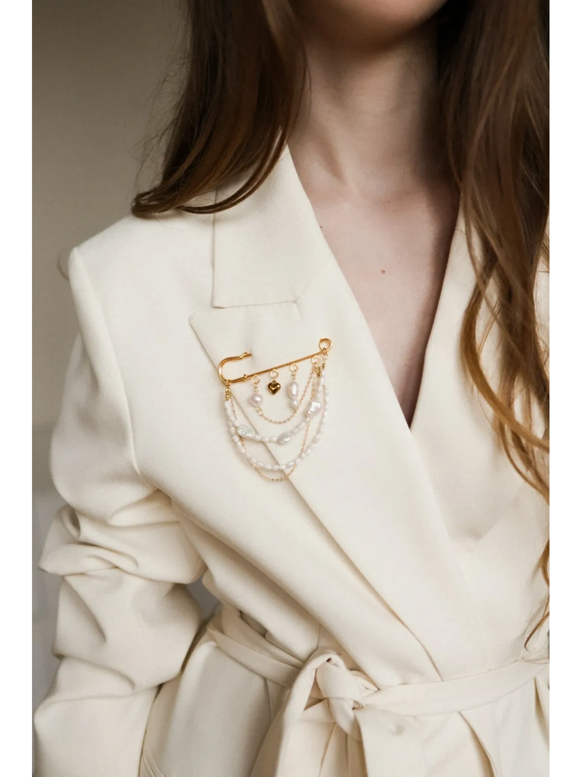 Broszka agrafka z perłami naturalnymi | Upiększaj