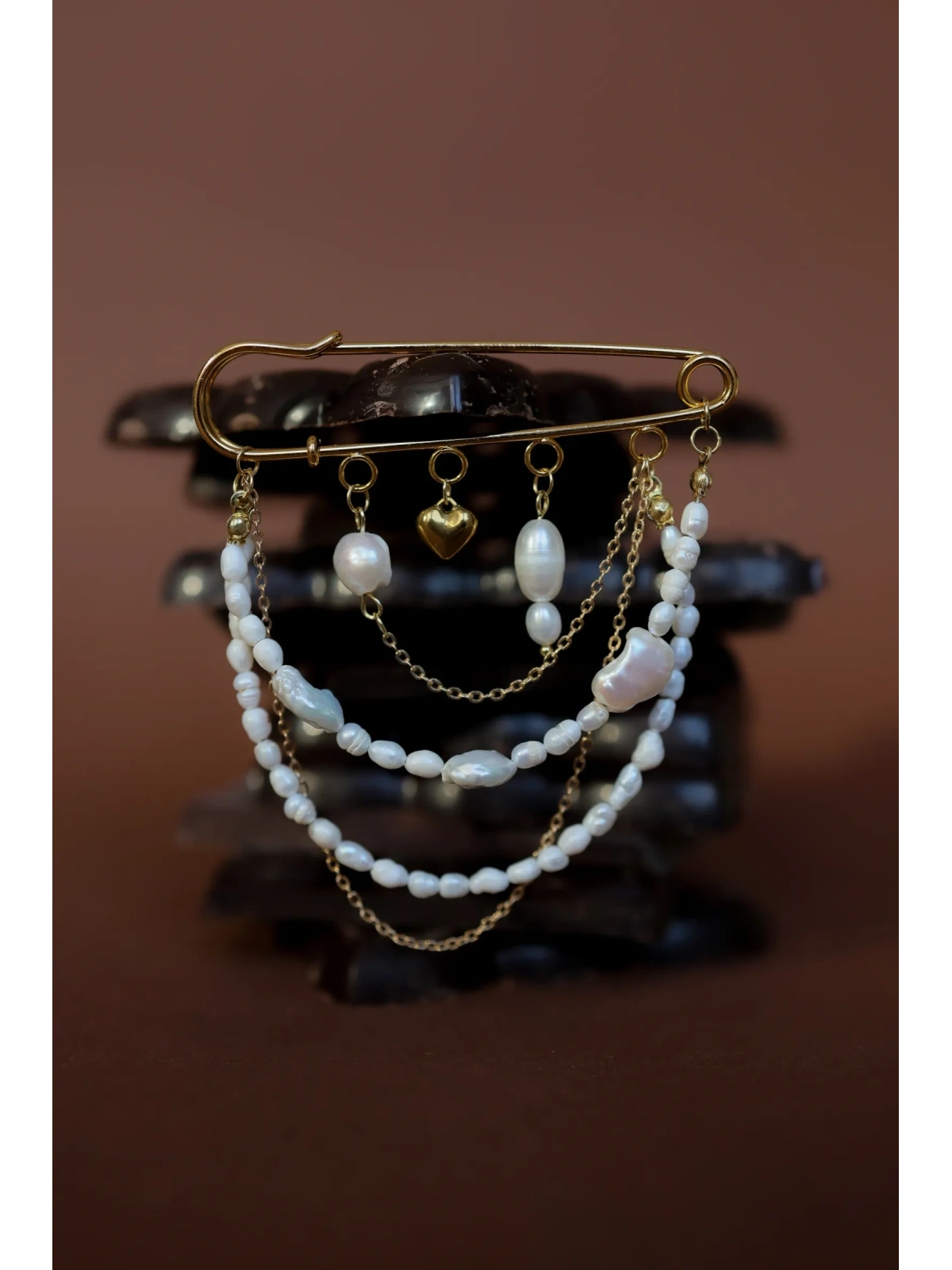 Broszka agrafka z perłami naturalnymi | Upiększaj