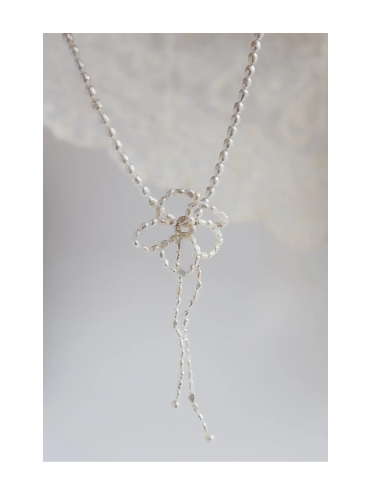Adjustable necklace of small cultured freshwater pearls with a hand-woven silver flower, handmade – photo 2