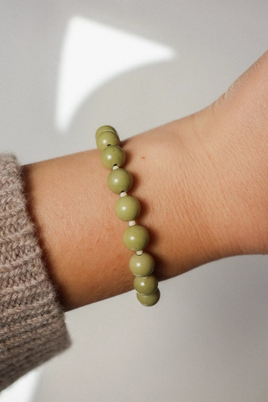 Armband van groene jaspis Matcha Latte | Upiększaj